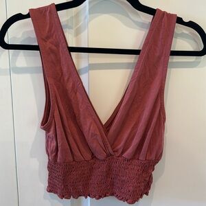 UO Deep V Tank